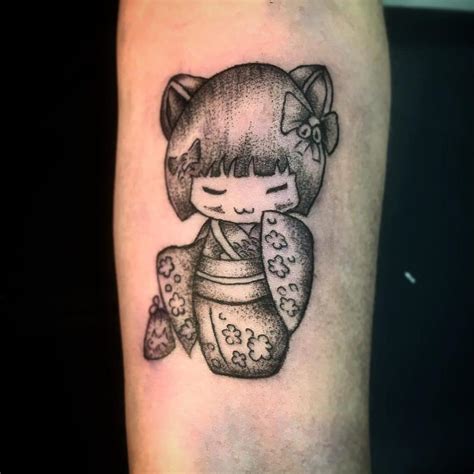 Kokeshi Doll Tattoos: Origins, Meanings & More