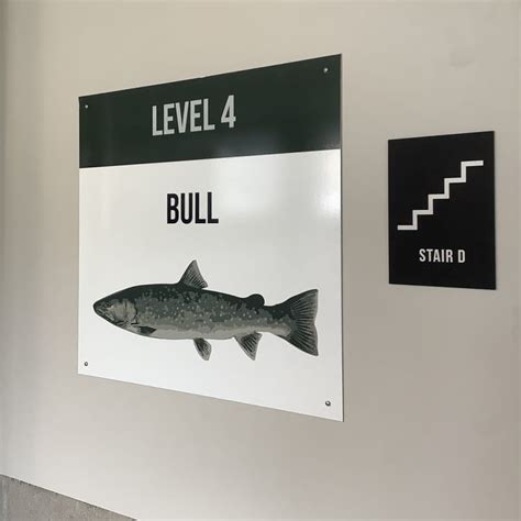 Custom Reflective Metal Signs | Woodland Mfg