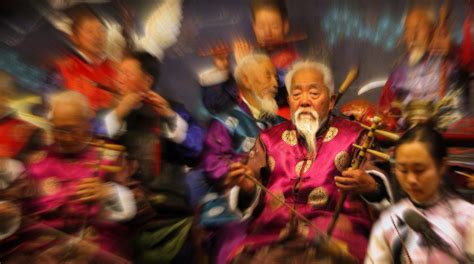 CHINESE MUSIC – Contemporary Traditional Chinese Music - Meeting Benches