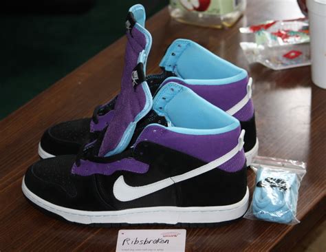 The sample corner: Nike sb "Heaven's gate" — Oslo Sneaker Fest