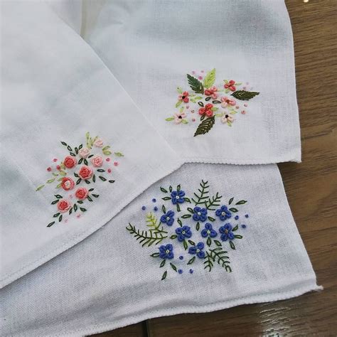 #Embroidery#stitch#needlework#handkerchief#dishchoth #프랑스자수#일산프랑스자수#자수 ...