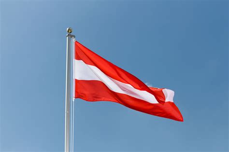 Austria - 3x5 ft Flag - MaxFlags - Royal-Flags