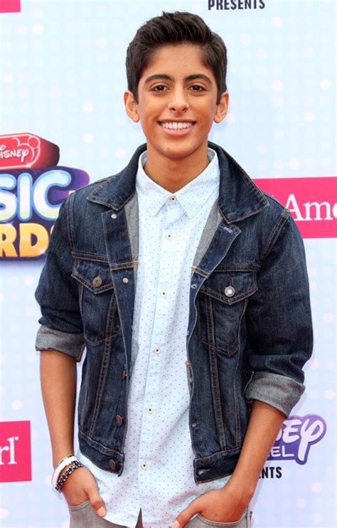 Karan Brar Picture 8 - 2015 Radio Disney Music Awards - Arrivals