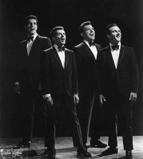 Tommy DeVito, Original Member of the Four Seasons, Dies at 92 - The New York Times