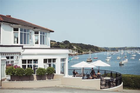 Rooms with a sea view - best UK hotels with sea views - Cool Places to Stay in the UK