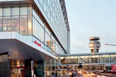 MONTREAL AIRPORT MARRIOTT IN-TERMINAL HOTEL: Bewertungen, Fotos ...