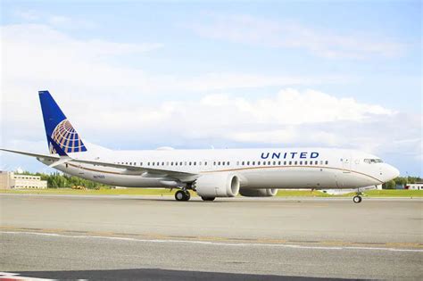 United Airlines to get additional 100 Boeing 737 MAX 8 aircraft