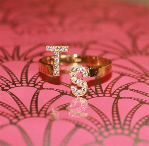 Staggered Two Initial Ring - Taylor Swift - Be Monogrammed