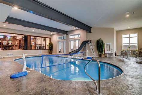 Fully Furnished Missouri Home With Indoor Pool (PHOTOS)