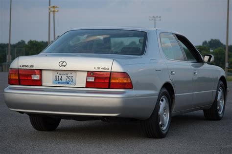 2000 Lexus LS 400 is a Pure Classic