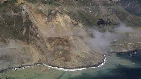 Massive landslide adds to ‘unprecedented’ damage along scenic Highway 1 in Big Sur area - LA Times