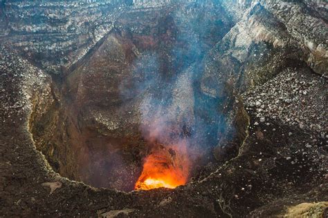 Masaya Volcano: Nicaragua's Fiery Natural Wonder | LAC Geo