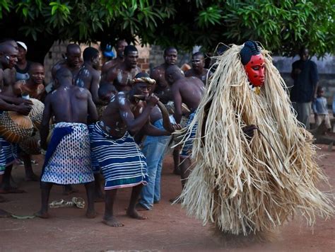 The festivals of Ivory Coast: dances and music