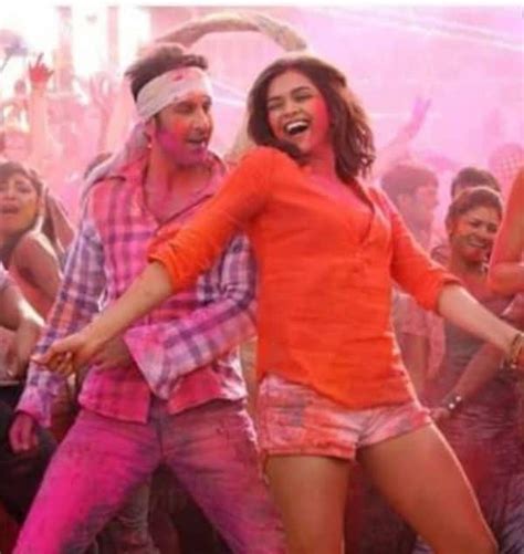 Tuesday Trivia: This is how Ranbir Kapoor forgot his Holi blues while romancing ex-girlfriend ...