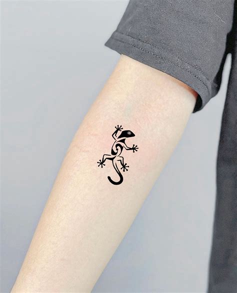 Cute Lizard Tattoo