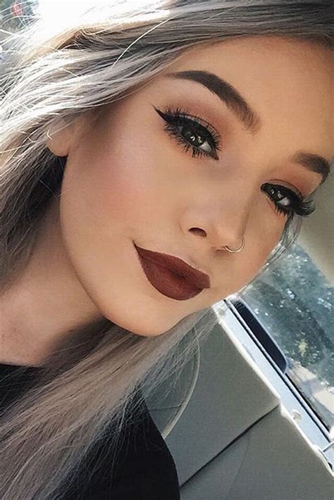 36 Best Winter Makeup Looks For The Holiday Season