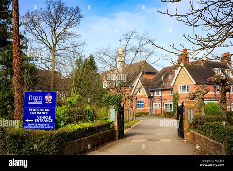 Tonbridge school hi-res stock photography and images - Alamy