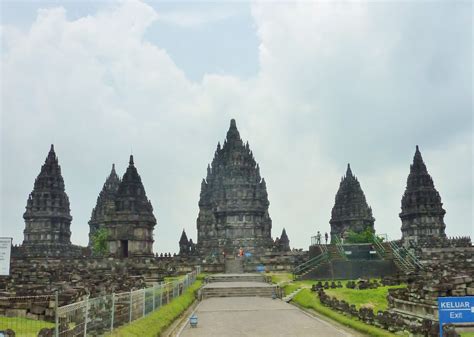 Steve and Sandy's Journey: Indonesia- Temples