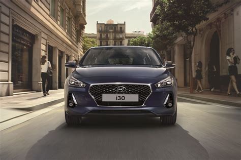 Hyundai i30 Colours, Available in 7 Colours in Singapore | Oto