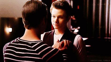 klaine kiss gif - Google Search | Glee, Tv couples, Glee cast