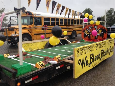 Pin by Jody Kruse on Homecoming | Homecoming floats, Parade float diy ...