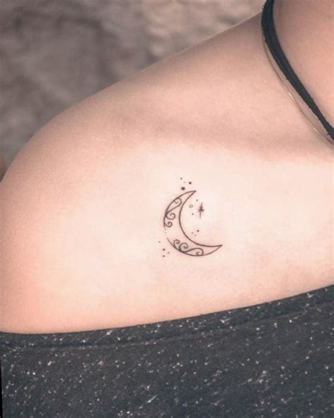 11+ Tattoo Neck Back Moon | Small moon tattoos, Neck tattoo, Moon ...