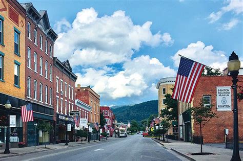 Our Blue Ridge Towns: Hinton, West Virginia - Three Rivers and a ...
