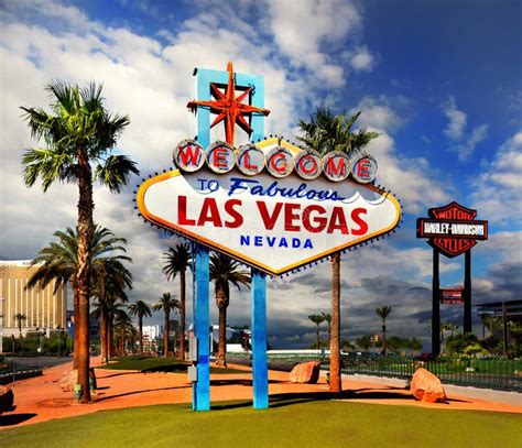 Las Vegas Strip Sign editorial stock image. Image of casino - 162827429