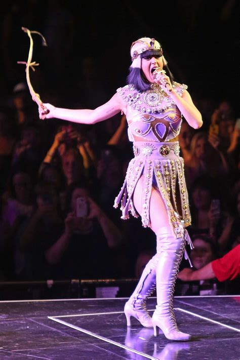 Katy Perry Performs at 'Prismatic' Concert Tour in Winnipeg, Canada