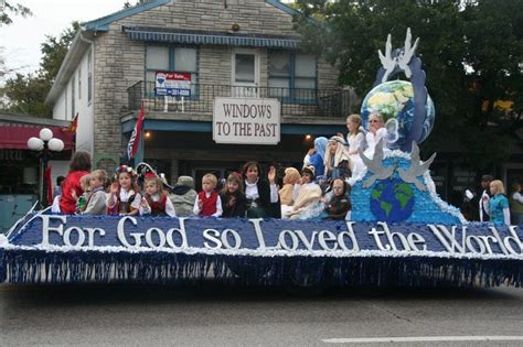 Church Christmas Parade Floats | Christmas parade floats, Christmas ...