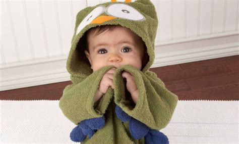 8 Best Hooded Baby Towels Brands ( >50 Patterns to Choose From! ) • BabyDotDot