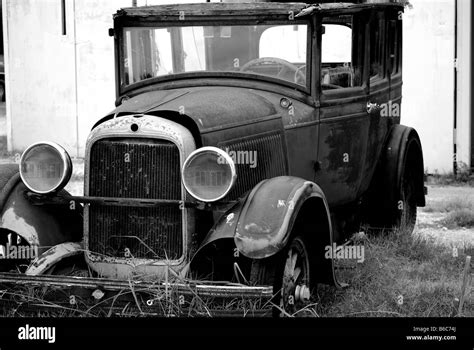 black and white image of an old Ford Model T Stock Photo - Alamy