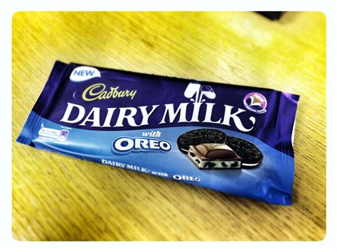 Seriously, I'd pay good money to read this.: Oreos / Dairy Milk Combo Goodness!