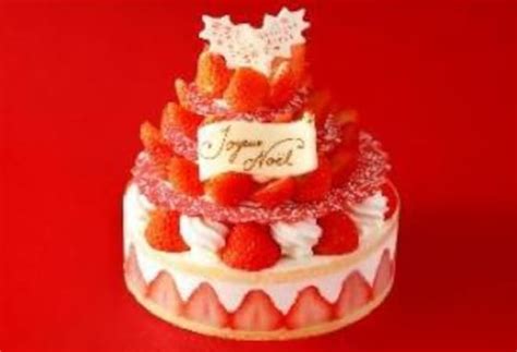 Christmas Queen Strawberry Shortcake", "Christmas Roll" with strawberries as the main ingredient ...