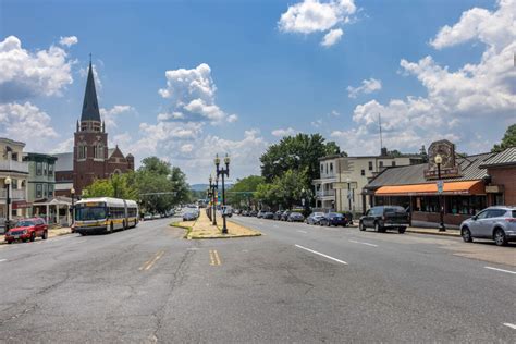 Blue Hill Avenue is getting a $44 million redesign, including a center-running bus lane | WBUR News