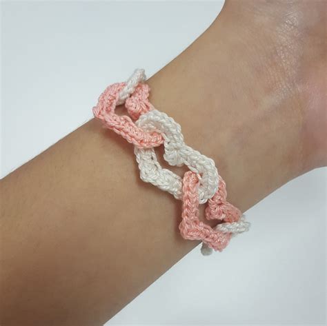 Free crochet pattern for bracelets with linked hearts. | Crochet bracelet, Crochet bracelet ...