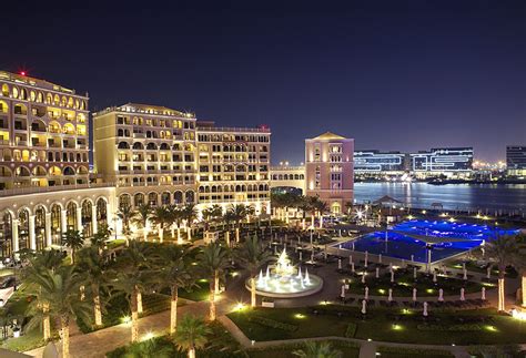 Offers: 10% off Qatar flights, Ritz Carlton Abu Dhabi from £143 half ...