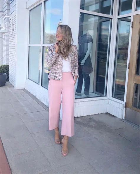 Total 46+ imagen pink pants outfit - Abzlocal.mx