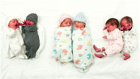 Three sets of fraternal twins born same day in same hospital - CBS News