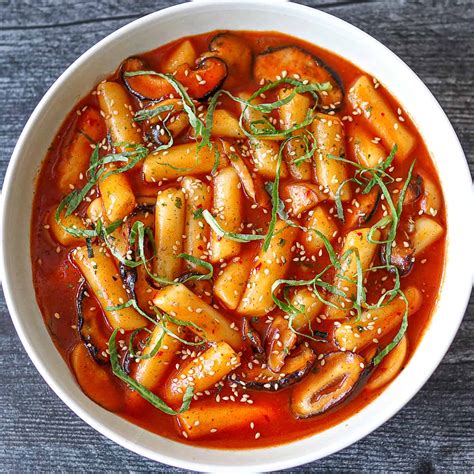 VEGAN TTEOKBOKKI RECIPE | Spicy Korean Rice Cakes | 비건 떡볶이 | Chef Atulya