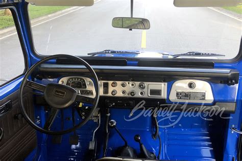 1983 TOYOTA LAND CRUISER FJ45 TROOPY - Interior - 243229