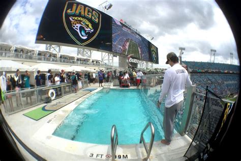 How I spent my day poolside at a Jaguars game | FOX Sports