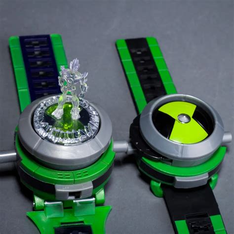 American Anime BEN 10 Ultimate Omnitrix Projection Toy Watch Kids Sound and Ligh | eBay