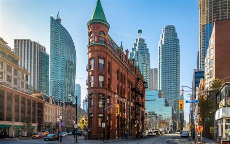 48 hours in. . . Toronto, an insider guide to Canada's spirited first ...