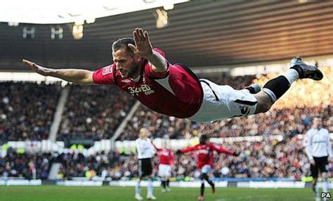 BBC Sport - Football - Newcastle sign striker Shefki Kuqi