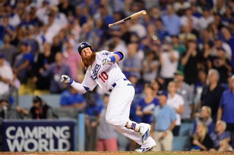 Dodgers Beat Cubs on Justin Turner's Walk-Off Home Run in Game 2 of NLCS