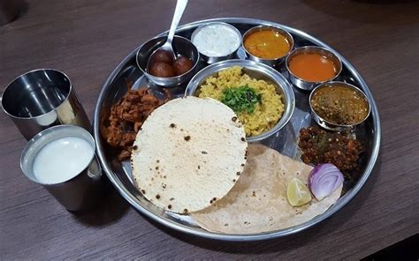 Visit The Iconic Shabree Restaurant To Enjoy A Good Maharashtrian Thali | WhatsHot Pune