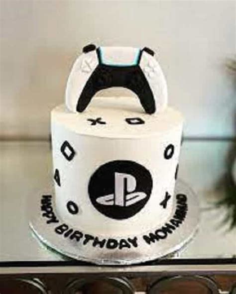 A PS5-themed birthday cake made by a PlayStation fan. - NewsGater