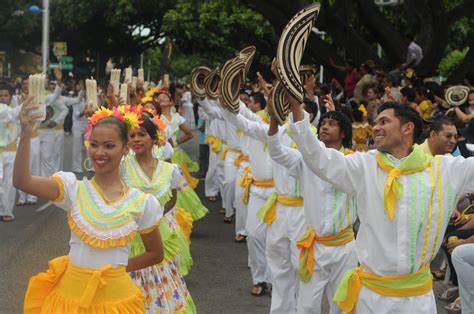 Festival of the Vallenato Legend in Valledupar Festival Outfits, T Shirt, Reference, Hope ...