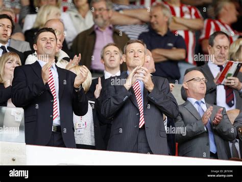 NIALL QUINN ELLIS SHORT SUNDERLAND FC CHAIRMAN SUNDERLAND FC CHAIRMAN ...